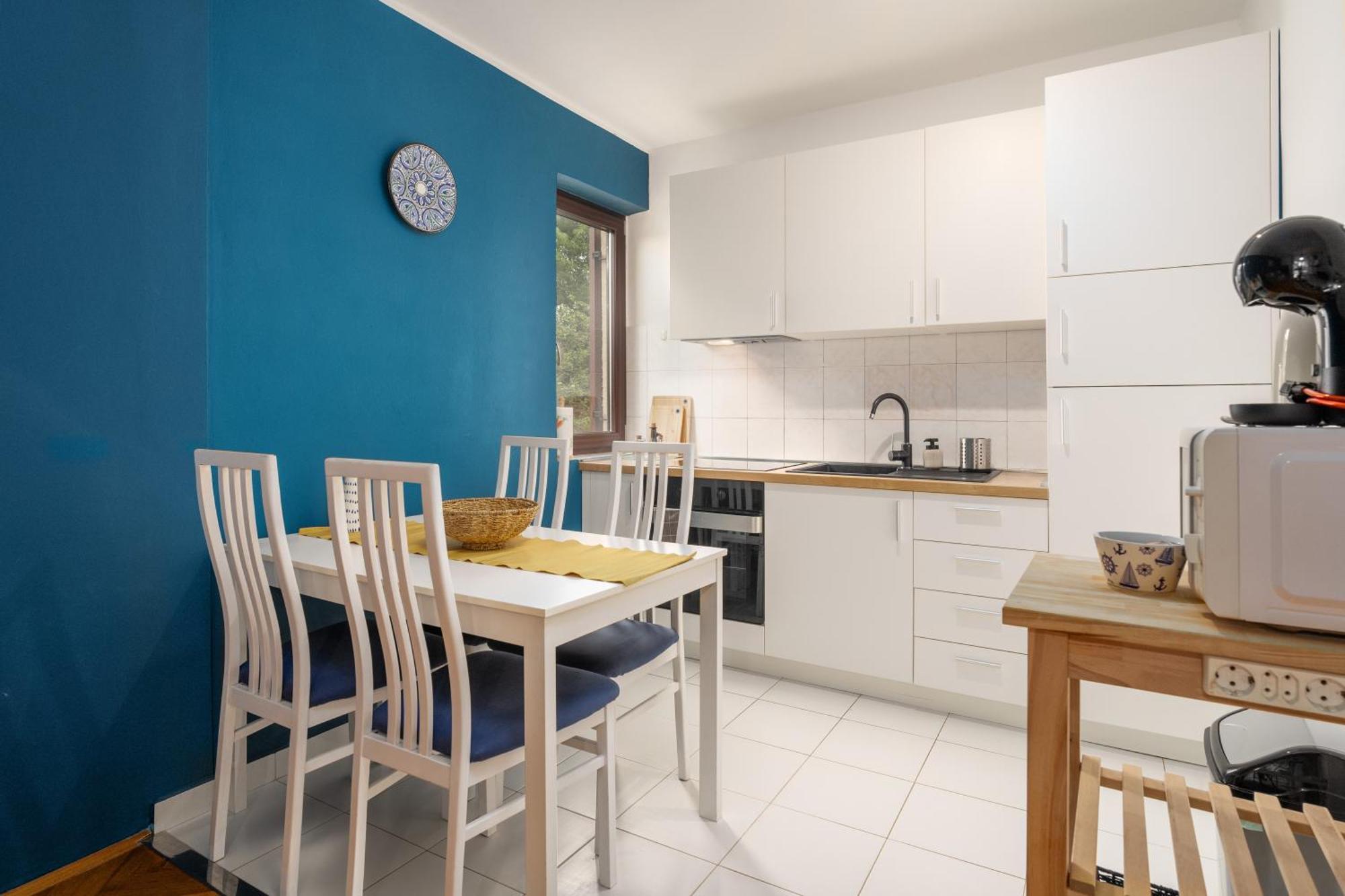 Blue Apartment Върсар Екстериор снимка